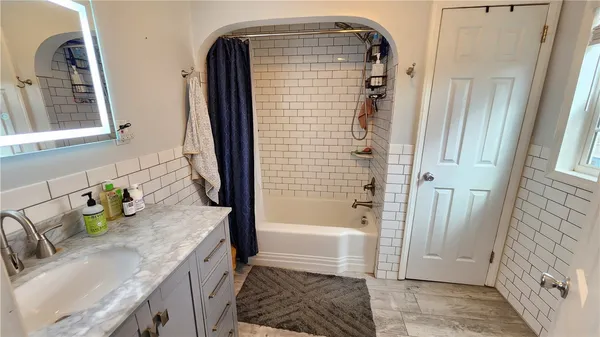 $234,900 | 361 Barry Road, Irondequoit, NY 14617