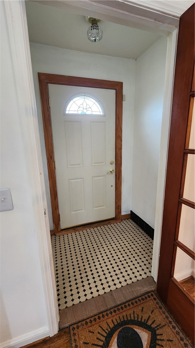 361 Barry Road Irondequoit, NY 14617 - Photo 30 of 38