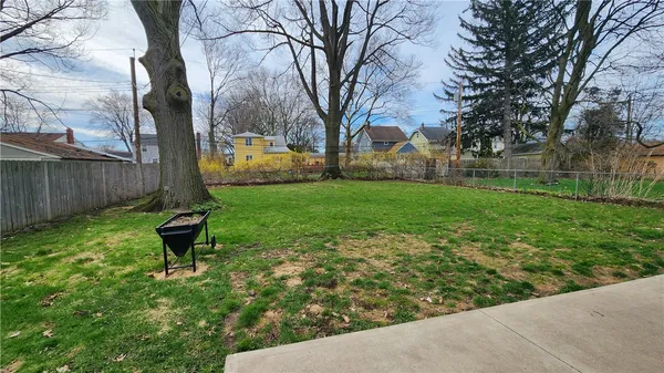 $234,900 | 361 Barry Road, Irondequoit, NY 14617