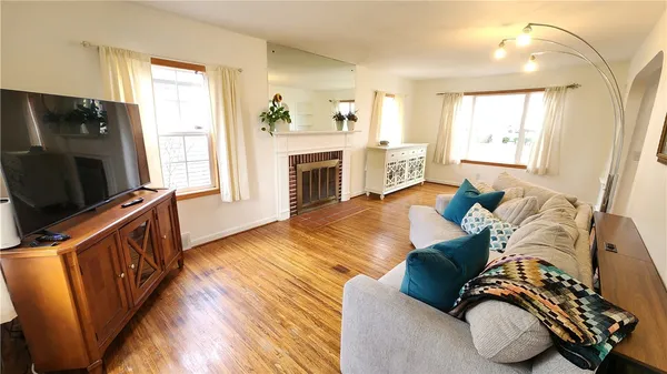 $234,900 | 361 Barry Road, Irondequoit, NY 14617