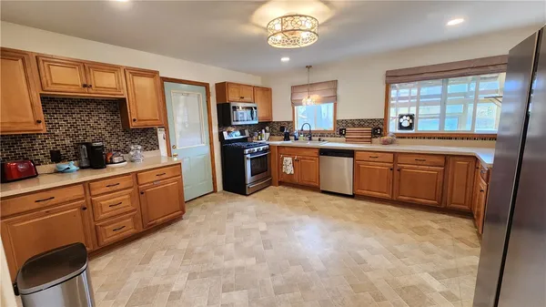 $234,900 | 361 Barry Road, Irondequoit, NY 14617