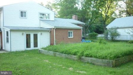 3747 Chain Bridge Road Fairfax, VA 22030 - Photo 3 of 5 Exterior (Rear)
