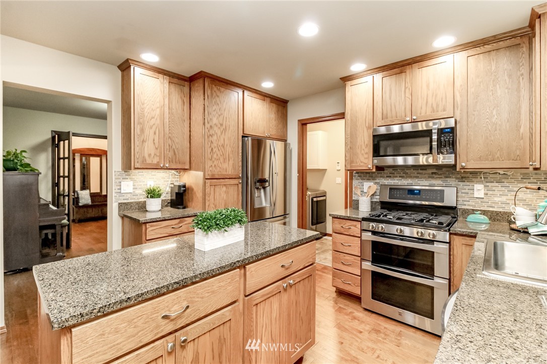 15408 Rosemary Loop Road Southeast Olalla, WA 98359 - Photo 14 of 40 Gallery Image 14