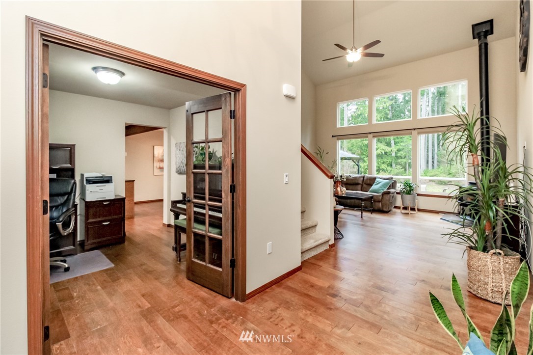 15408 Rosemary Loop Road Southeast Olalla, WA 98359 - Photo 4 of 40 Gallery Image 4