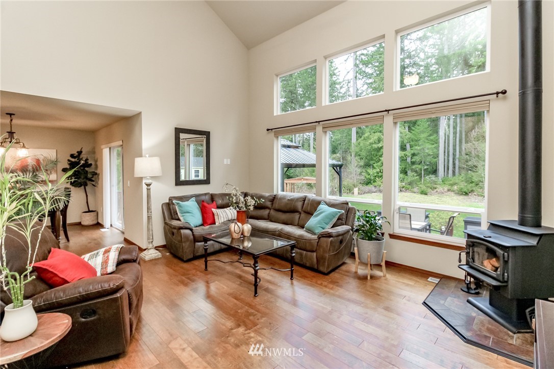 15408 Rosemary Loop Road Southeast Olalla, WA 98359 - Photo 7 of 40 Gallery Image 7