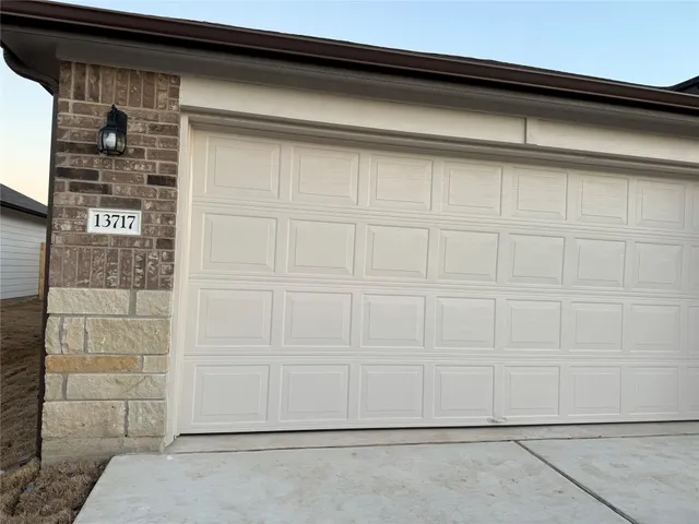 $2,350 | 13717 Thomas Wheeler Way, Manor, TX 78653