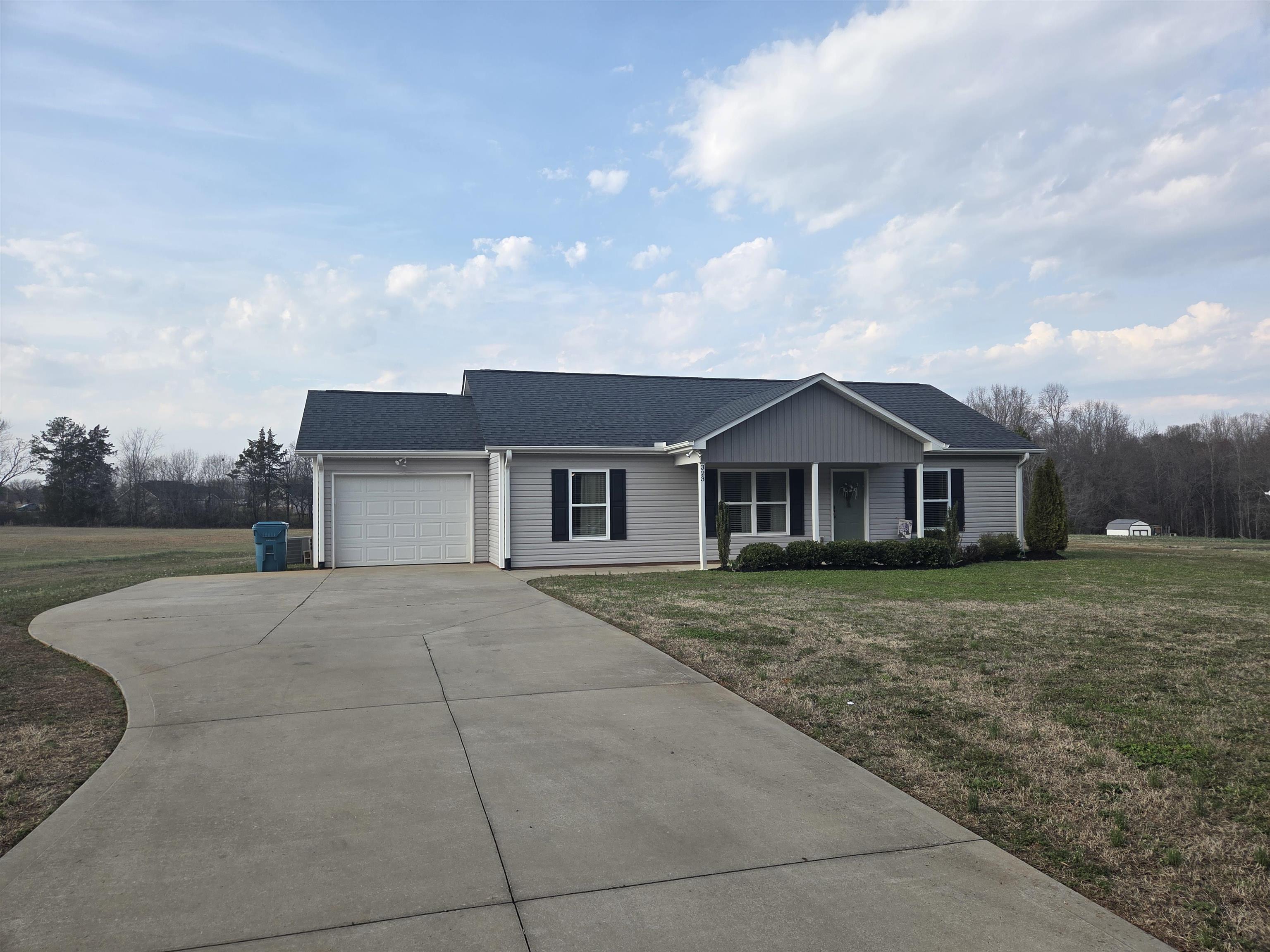 323 Scruggs Trail Gaffney, SC 29341 - Photo 3 of 37