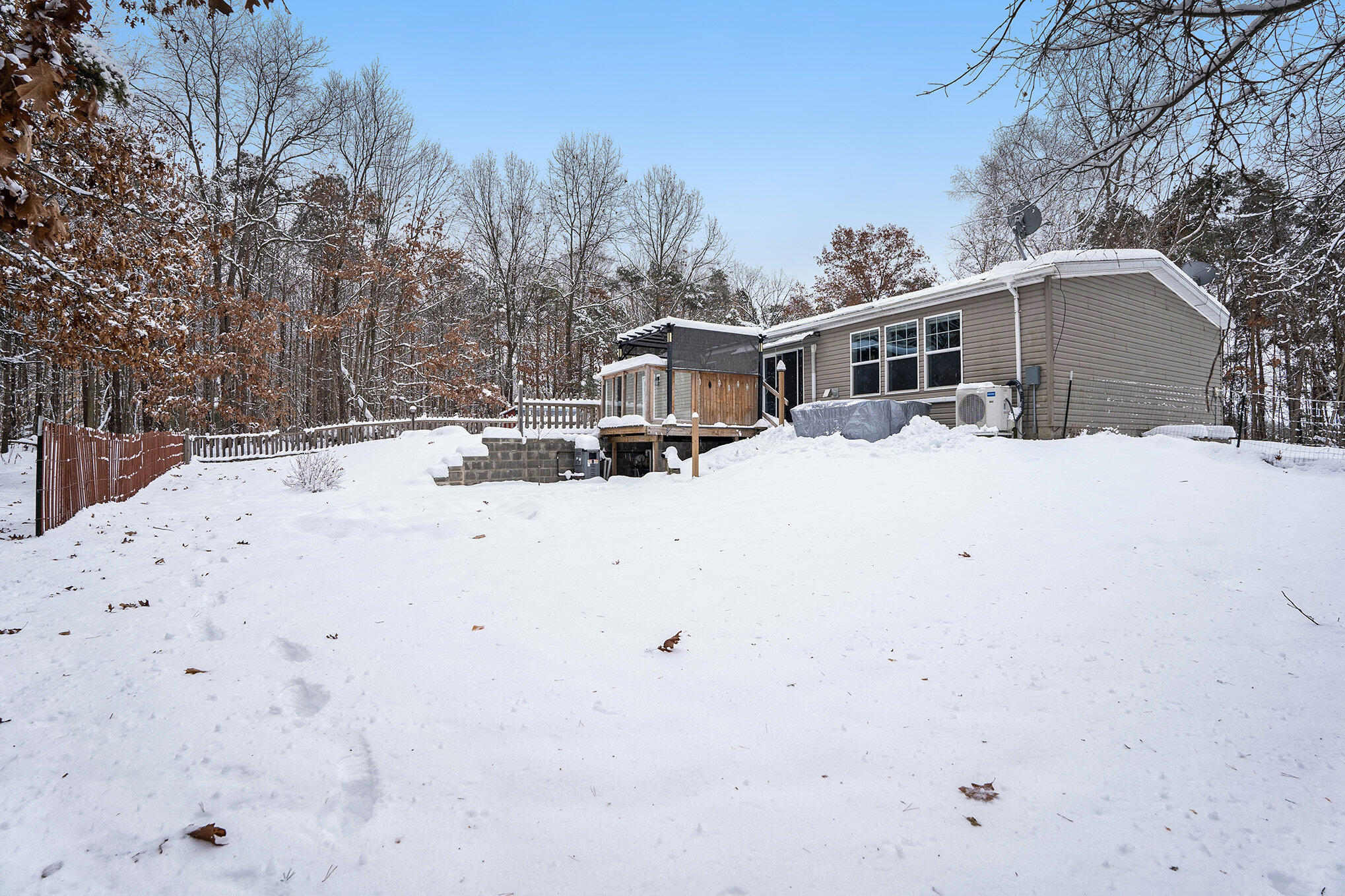 6453 18 Mile Road Northeast Cedar Springs, MI 49319 - Photo 23 of 29 024_dsc05769_360