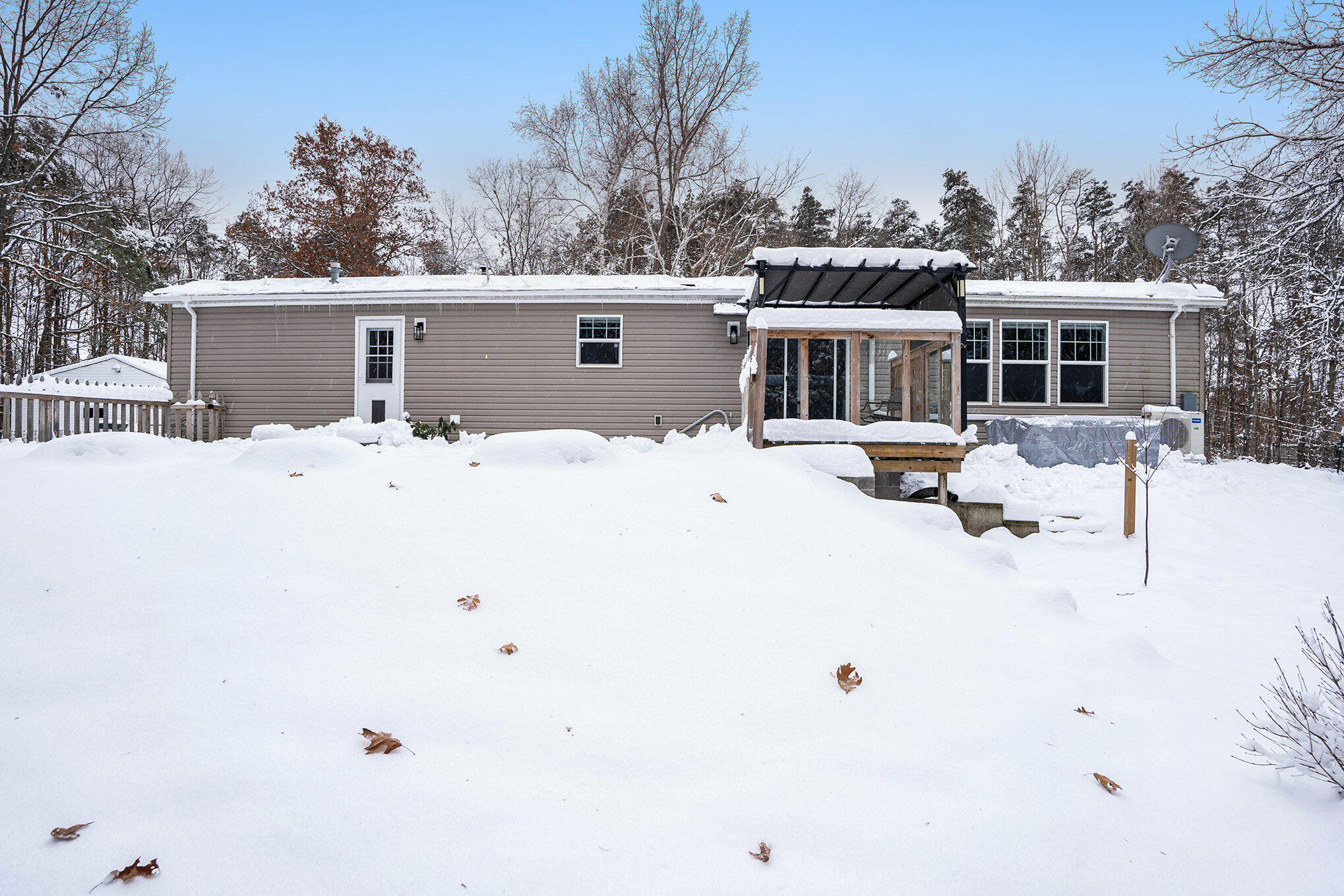 6453 18 Mile Road Northeast Cedar Springs, MI 49319 - Photo 24 of 29 023_dsc05767_172