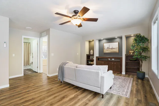 $299,900 | 6453 18 Mile Road Northeast, Cedar Springs, MI 49319