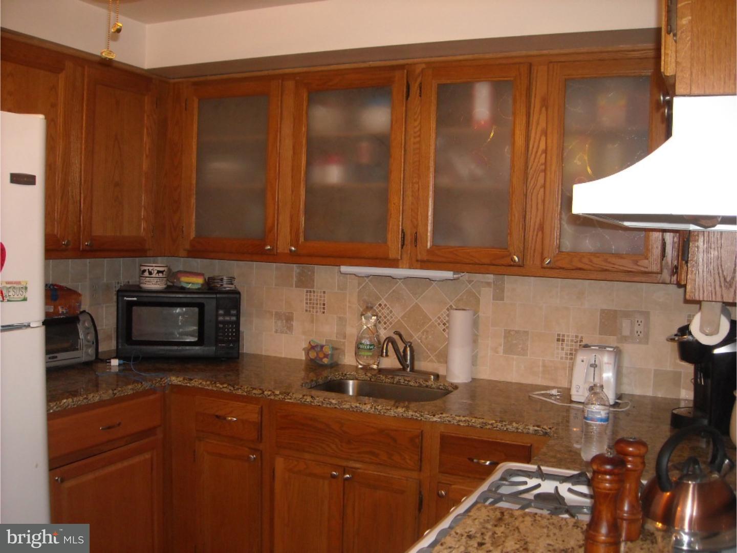 126 West Elbon Road Brookhaven, PA 19015 - Photo 2 of 11 Kitchen