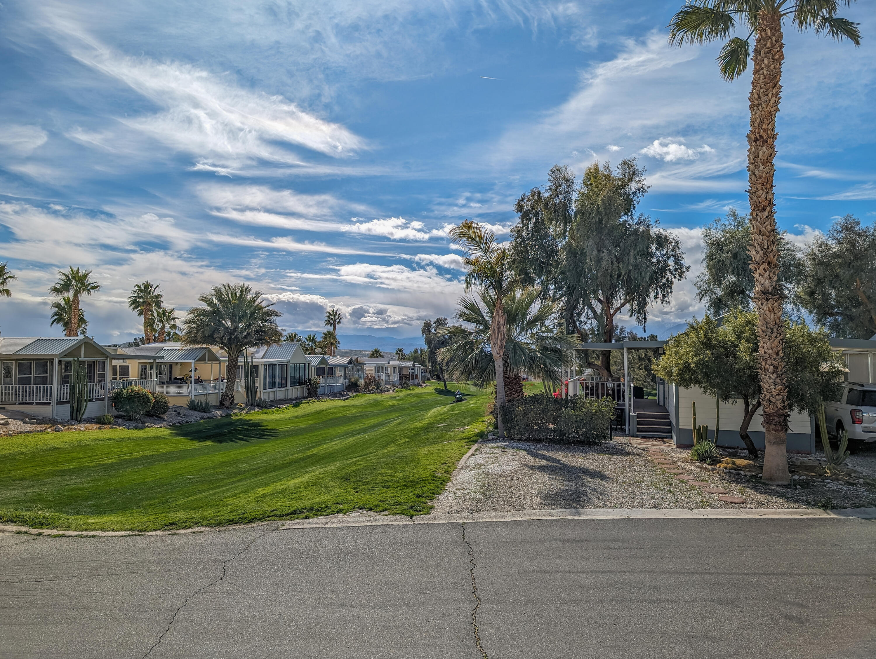 70200 Dillon Road, Unit 431 Desert Hot Springs, CA 92241 - Photo 4 of 27 431