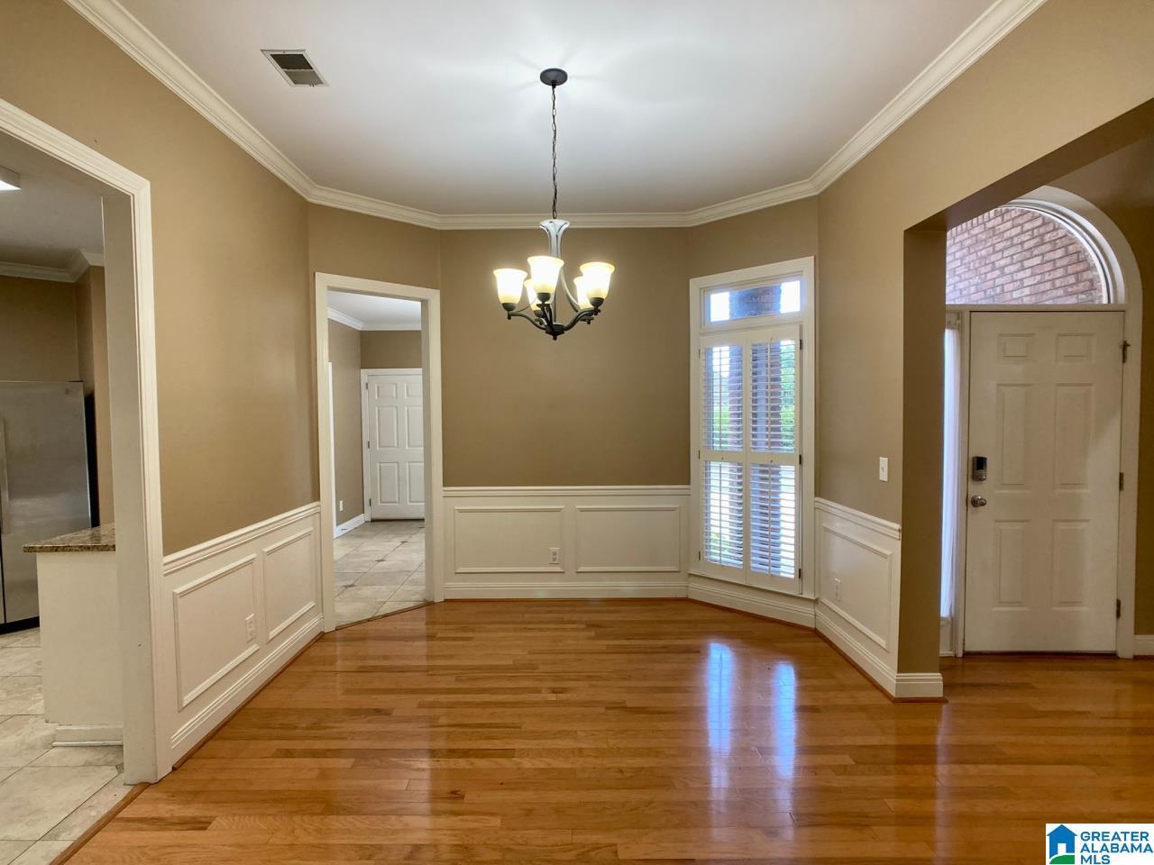 7073 Inverness Green Lane Hoover, AL 35242 - Photo 3 of 20