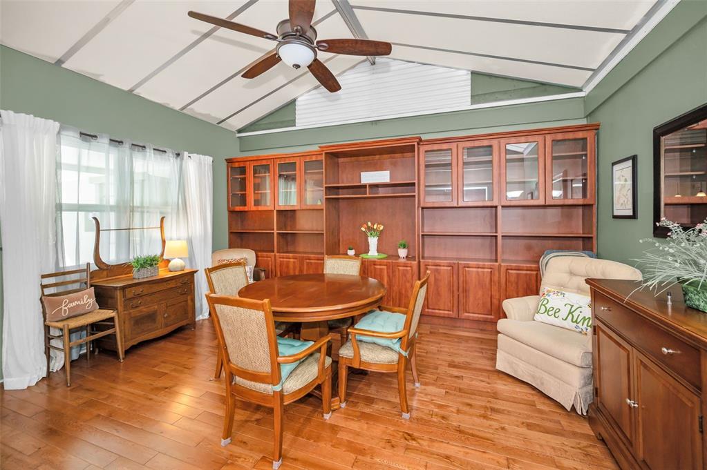 250 Rosery Road Northwest, Unit 218 Largo, FL 33770 - Photo 11 of 46