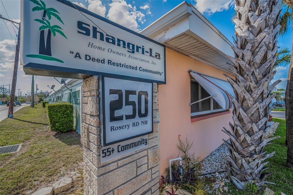 250 Rosery Road Northwest, Unit 218 Largo, FL 33770 - Photo 33 of 46