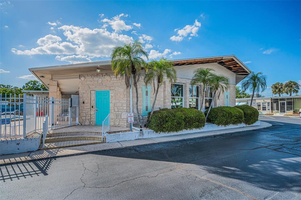 250 Rosery Road Northwest, Unit 218 Largo, FL 33770 - Photo 34 of 46