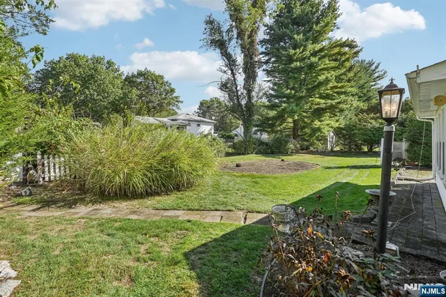 $825,000 | 32 Augusta Drive, Wayne, NJ 07470