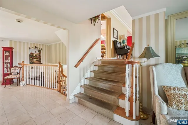a view of entryway and hall