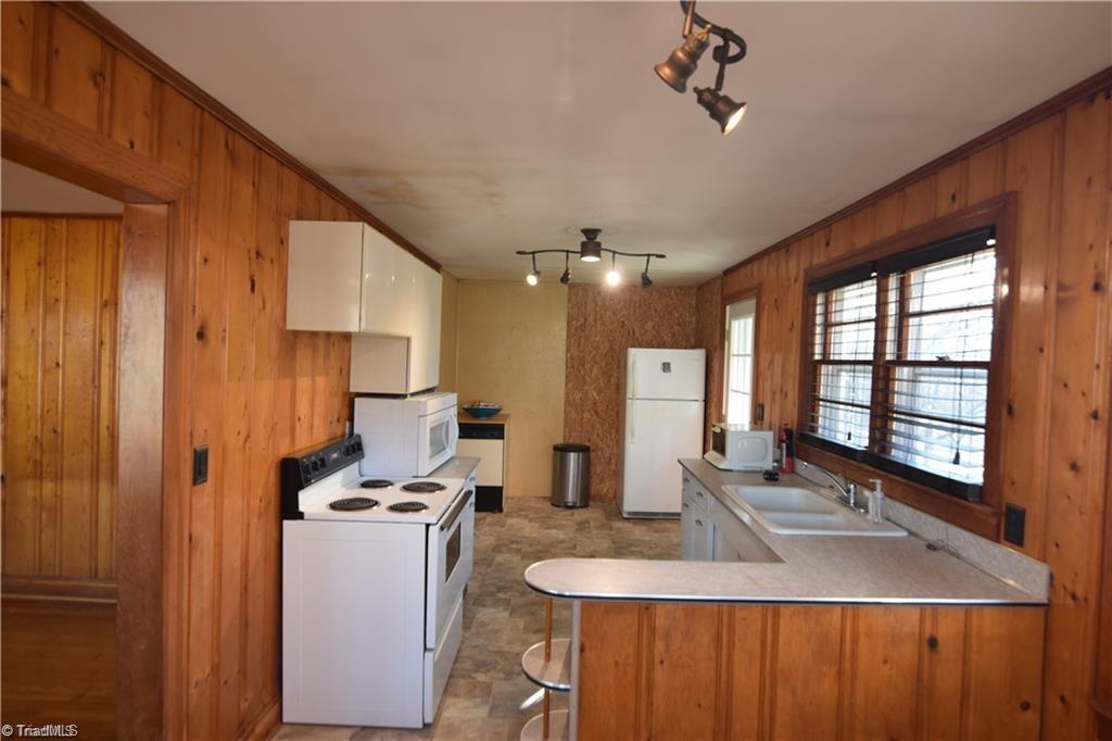 636 Bryant Mill Road Ararat, NC 27007 - Photo 15 of 25