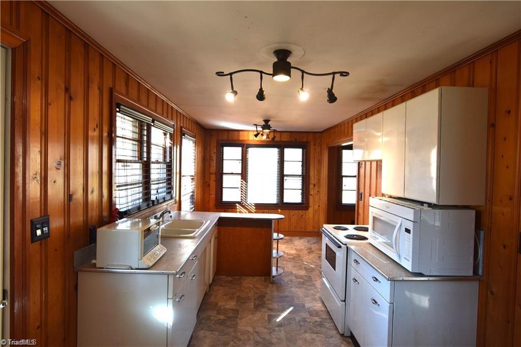 636 Bryant Mill Road Ararat, NC 27007 - Photo 16 of 25