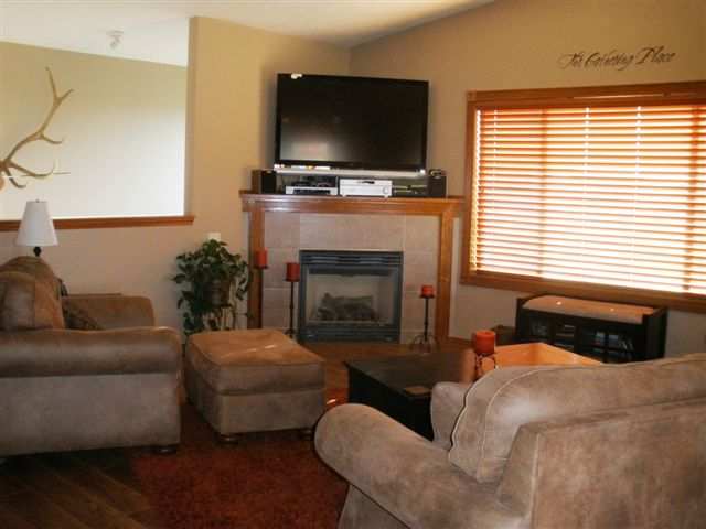 6507 North Vincent Road Newman Lake, WA 99025 - Photo 3 of 8 Gallery Image 3