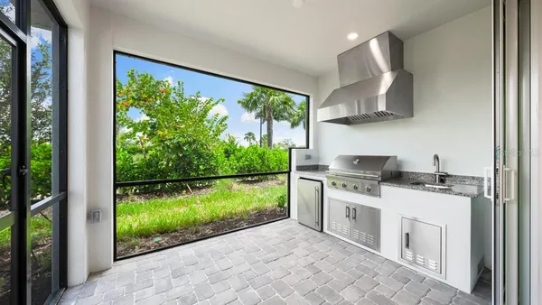 $324,990 | 4070 Santa Caterina Boulevard, Unit 101, Bradenton, FL 34211