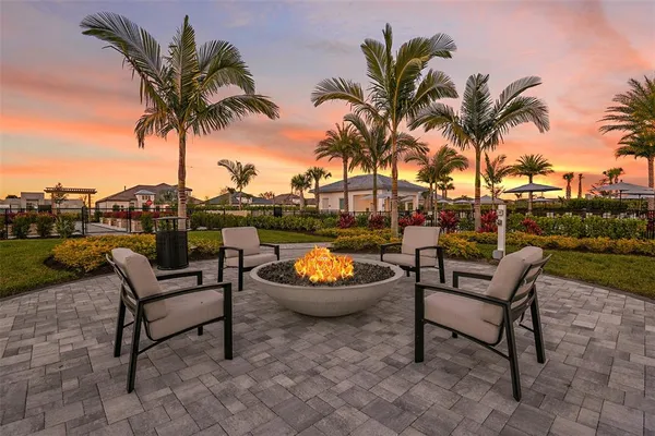 $324,990 | 4070 Santa Caterina Boulevard, Unit 101, Bradenton, FL 34211