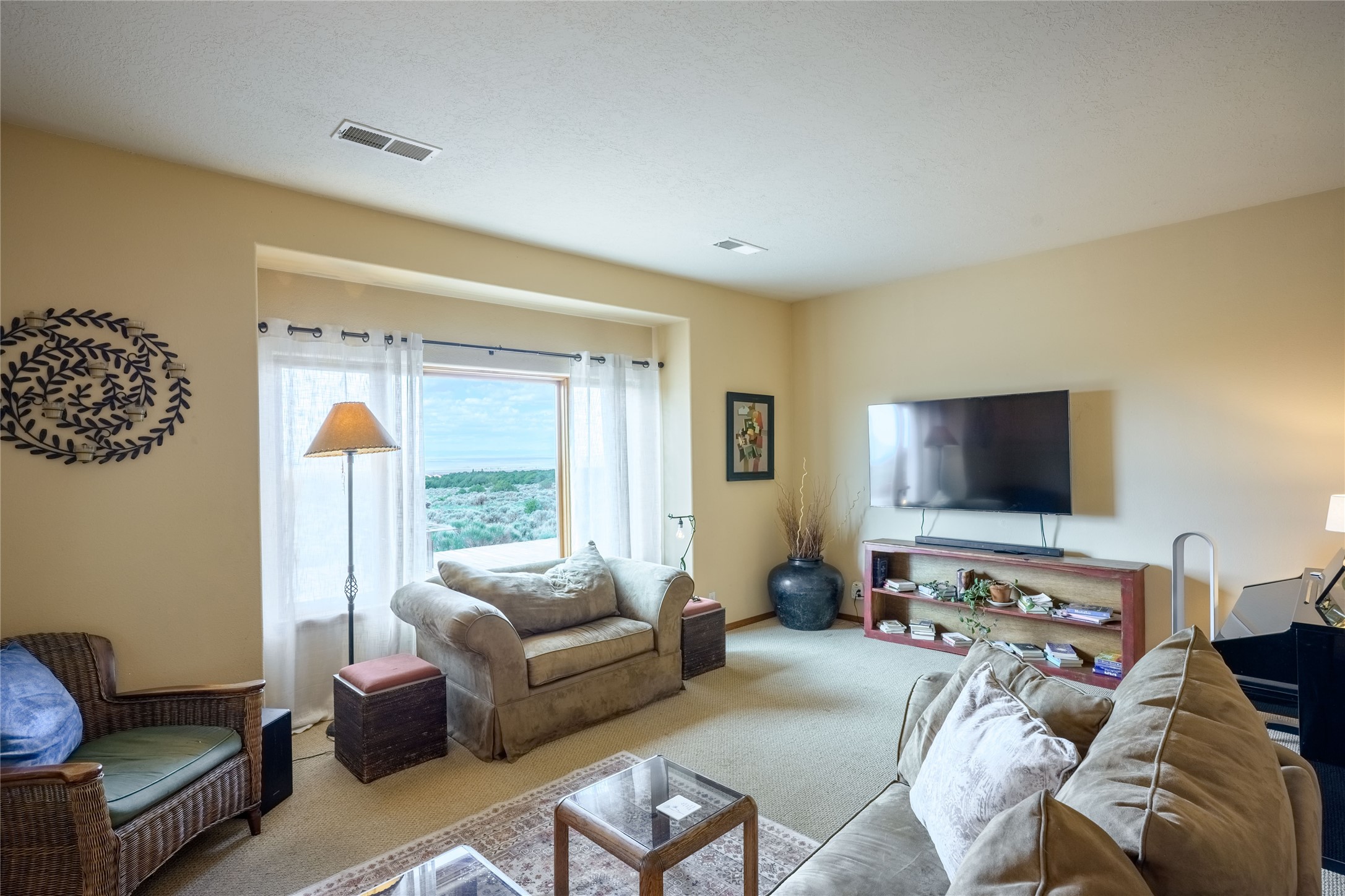 131 Quintana Road Cerro, NM 87519 - Photo 22 of 50