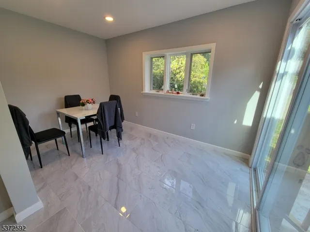 $1,300 | 40 Surrey Lane, Clifton, NJ 07012