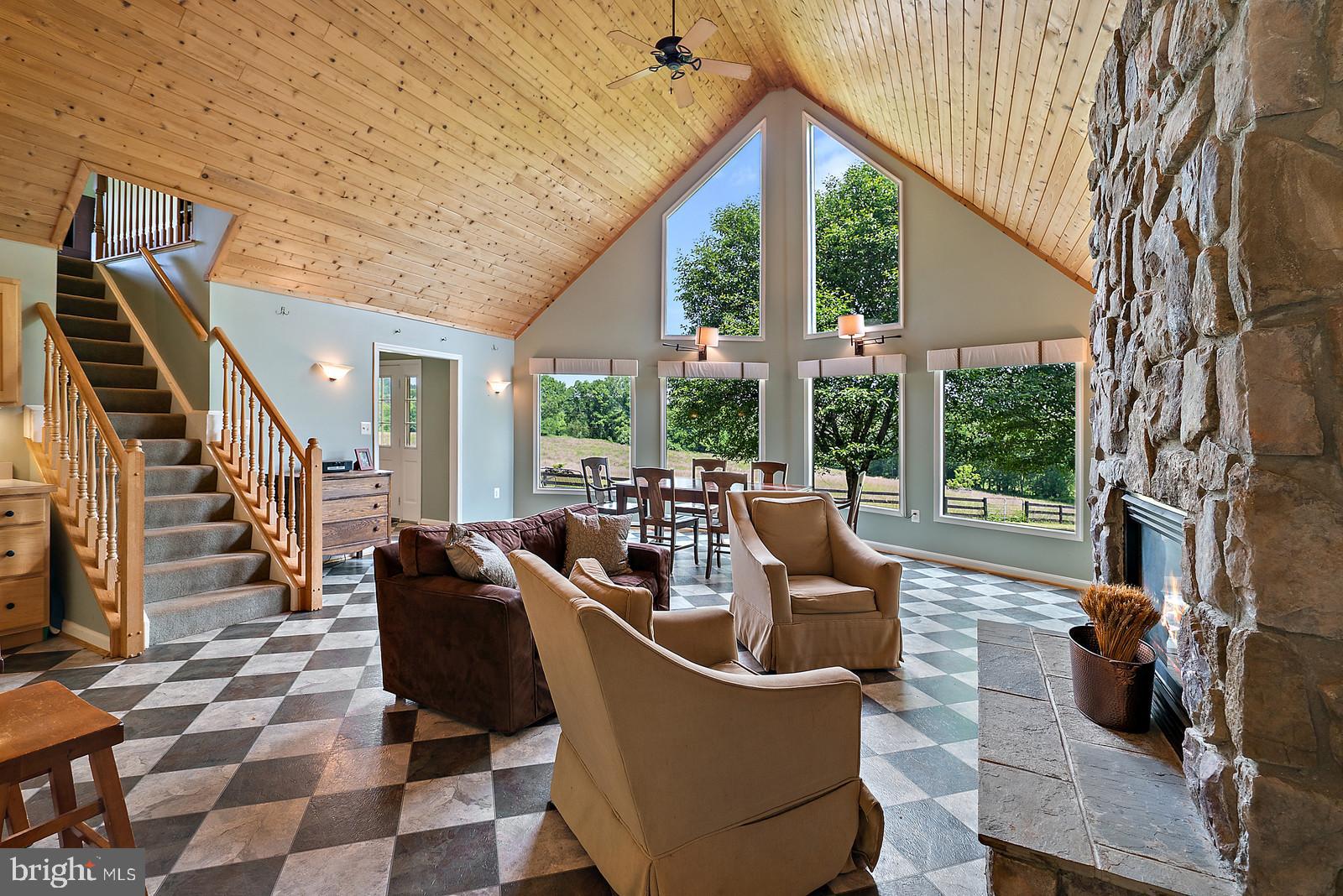 8531 Holtzclaw Road Warrenton, VA 20186 - Photo 16 of 53 Gallery Image 16