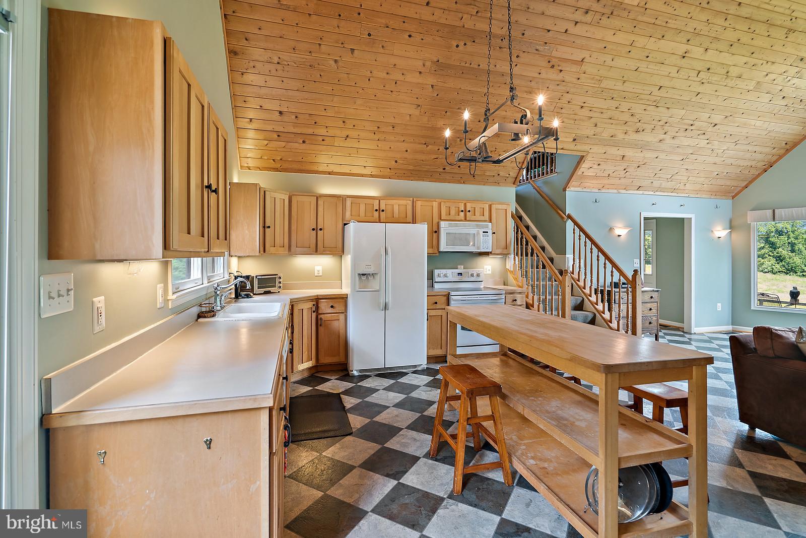 8531 Holtzclaw Road Warrenton, VA 20186 - Photo 19 of 53 Gallery Image 19