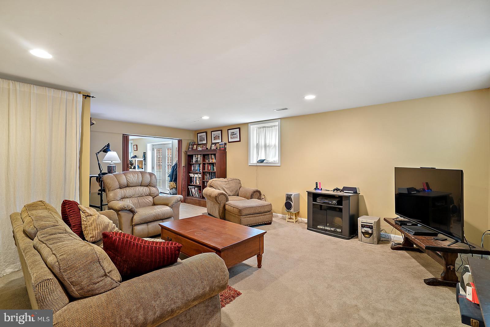 8531 Holtzclaw Road Warrenton, VA 20186 - Photo 43 of 53 Gallery Image 43
