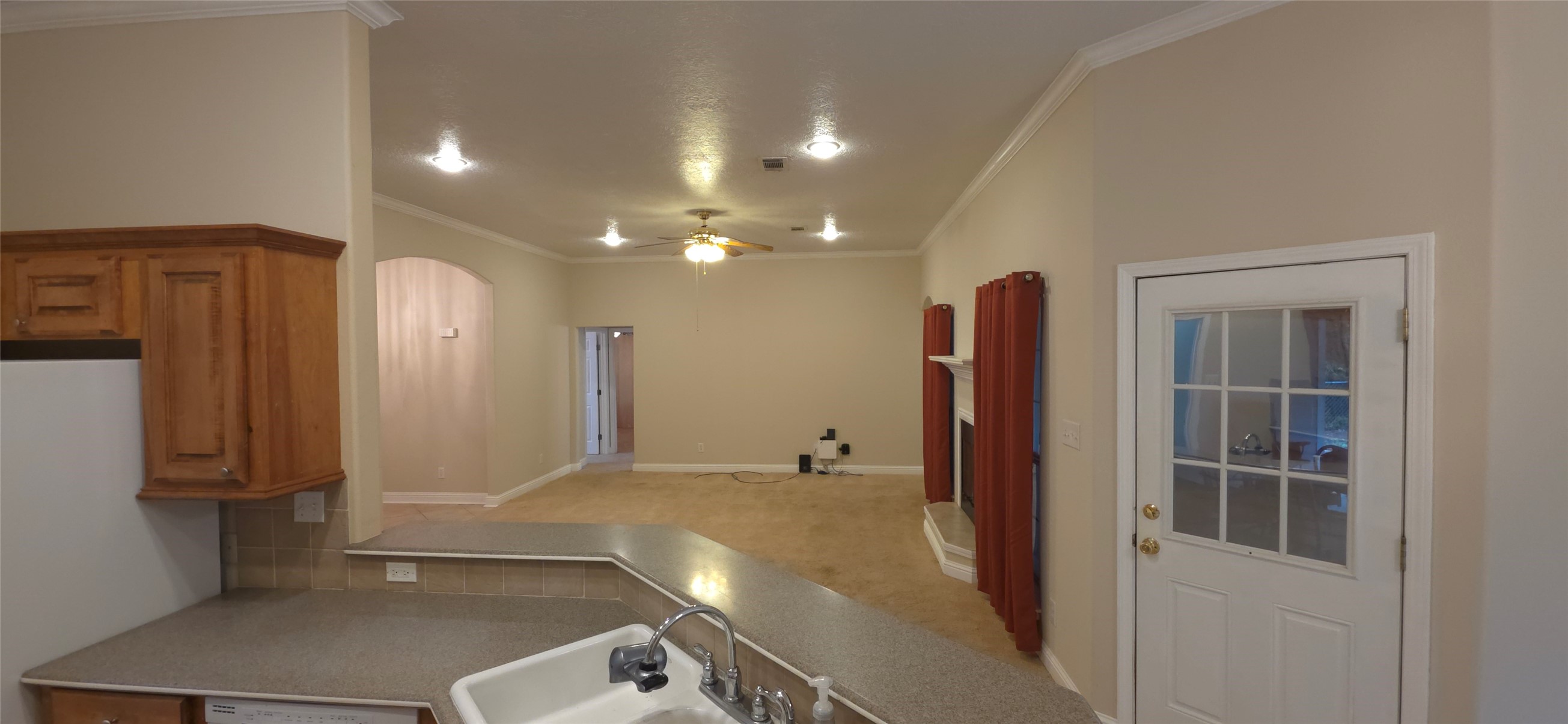 215 Bridgeview Drive Onalaska, TX 77360 - Photo 10 of 29 a view of a hallway with windows