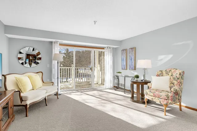 $195,000 | 18400 Euclid Street, Unit 261, Farmington, MN 55024