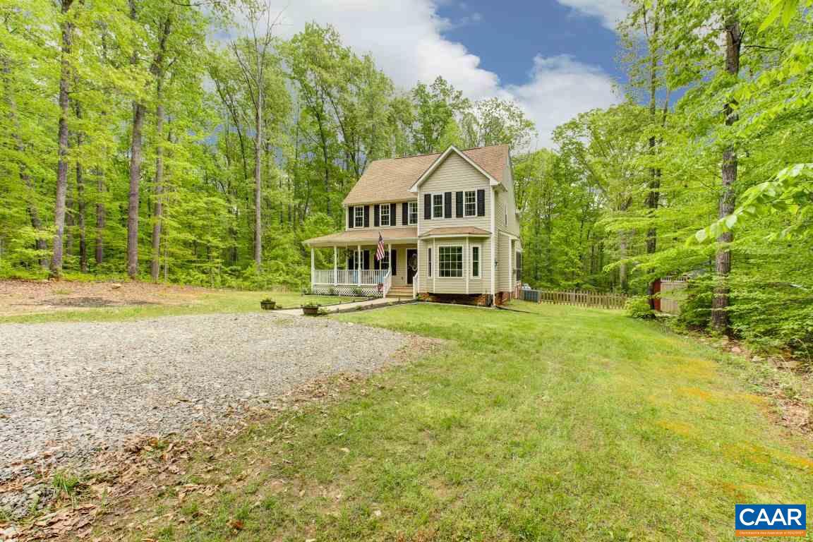 4949 Shannon Road Kents Store, VA 23084 - Photo 4 of 48 Gallery Image 4