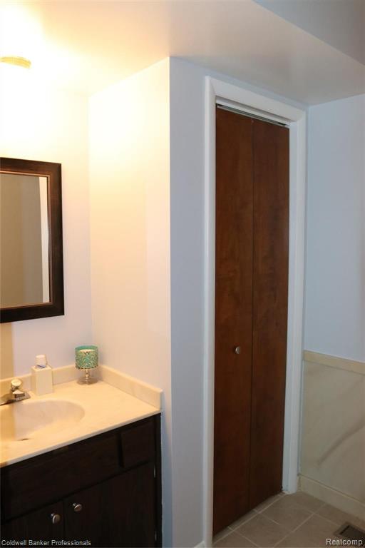 1490 Lansing Road Morrice, MI 48857 - Photo 12 of 28