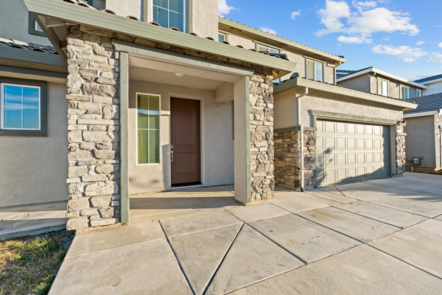 2302 Raphael Way Lodi, CA 95242 - Photo 10 of 57