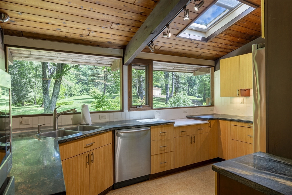 181 NW Road Westhampton, MA 01027 - Photo 17 of 42 Gallery Image 17