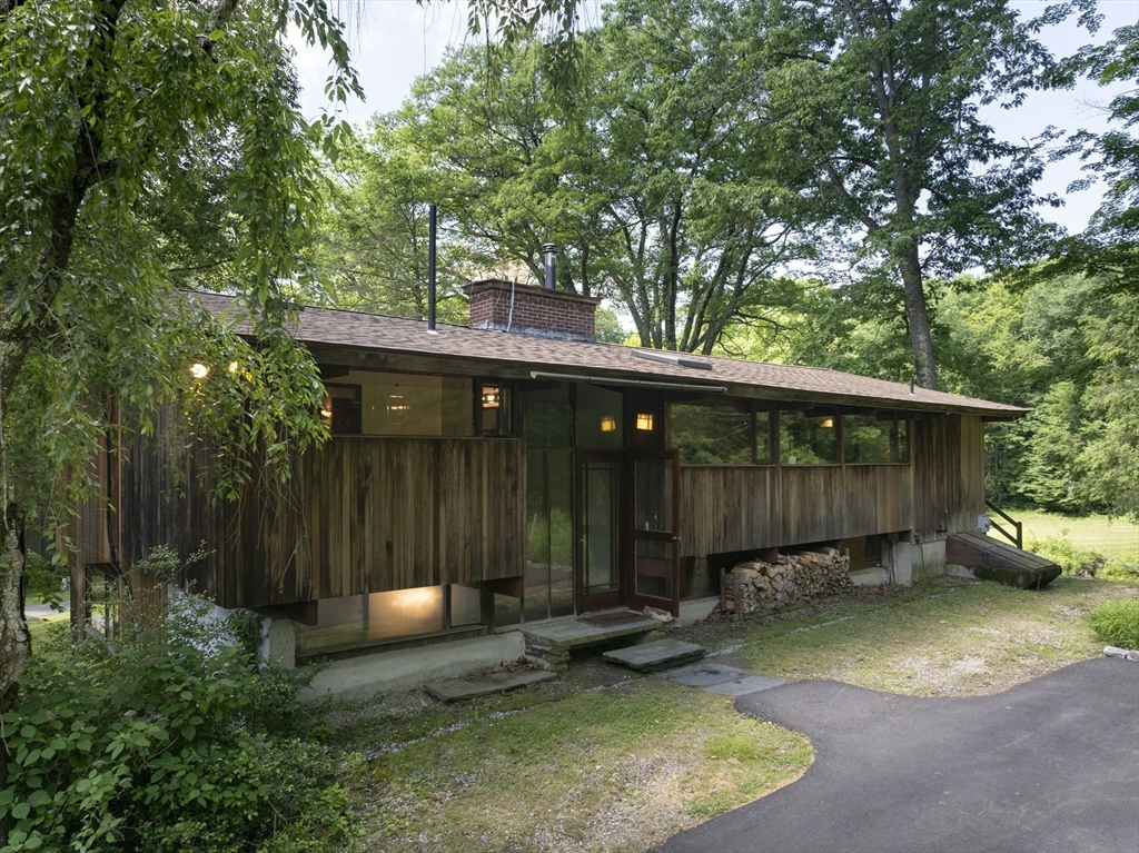 181 NW Road Westhampton, MA 01027 - Photo 4 of 42 Gallery Image 4