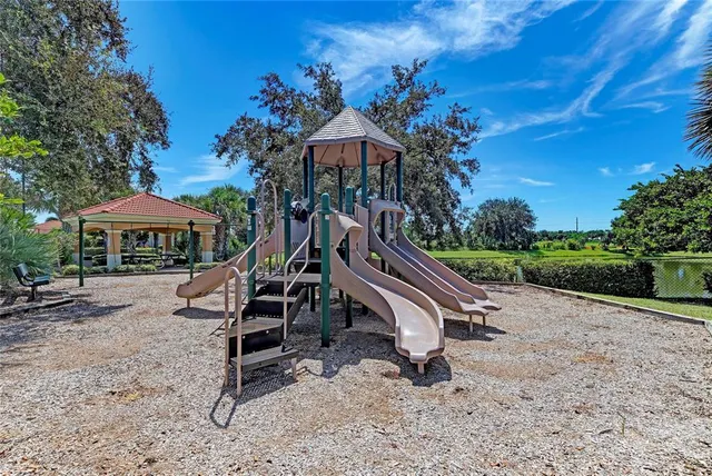 $799,990 | 650 Crane Prairie Way, Osprey, FL 34229