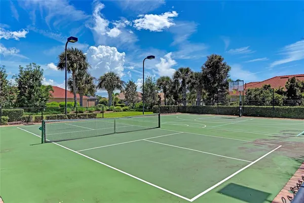 $799,990 | 650 Crane Prairie Way, Osprey, FL 34229