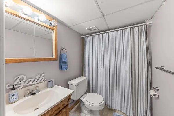 $375,000 | 317 Christine Lane, Hainesville, IL 60030