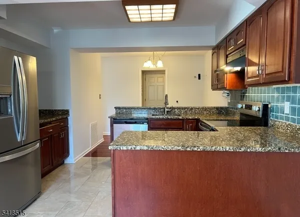 $3,300 | 64 Goldfinch Drive, Hackettstown, NJ 07840