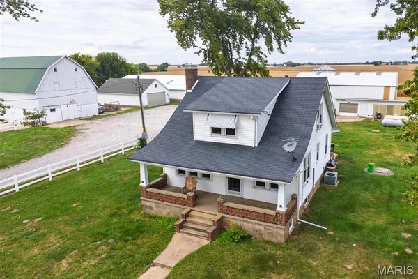 $425,000 | 371 Frey Meadows Road, Pocahontas, IL 62275