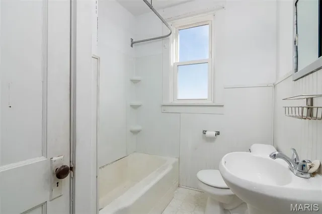 $450,000 | 371 Frey Meadows Road, Pocahontas, IL 62275