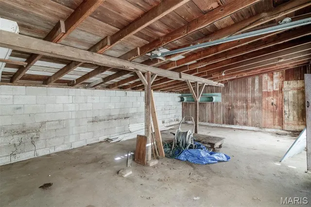 $450,000 | 371 Frey Meadows Road, Pocahontas, IL 62275