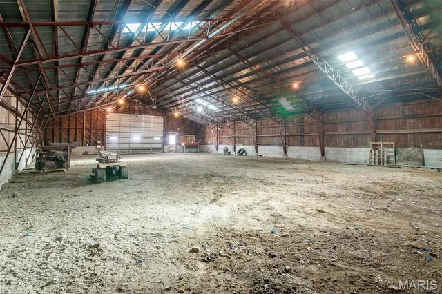 $450,000 | 371 Frey Meadows Road, Pocahontas, IL 62275