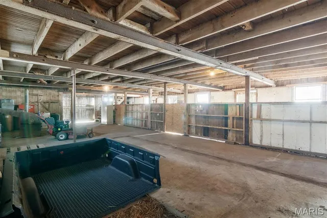 $450,000 | 371 Frey Meadows Road, Pocahontas, IL 62275