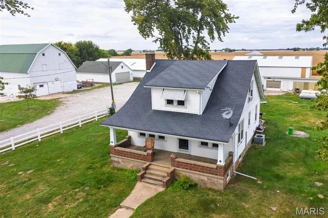 $450,000 | 371 Frey Meadows Road, Pocahontas, IL 62275