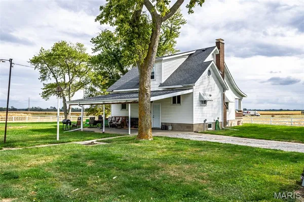 $425,000 | 371 Frey Meadows Road, Pocahontas, IL 62275